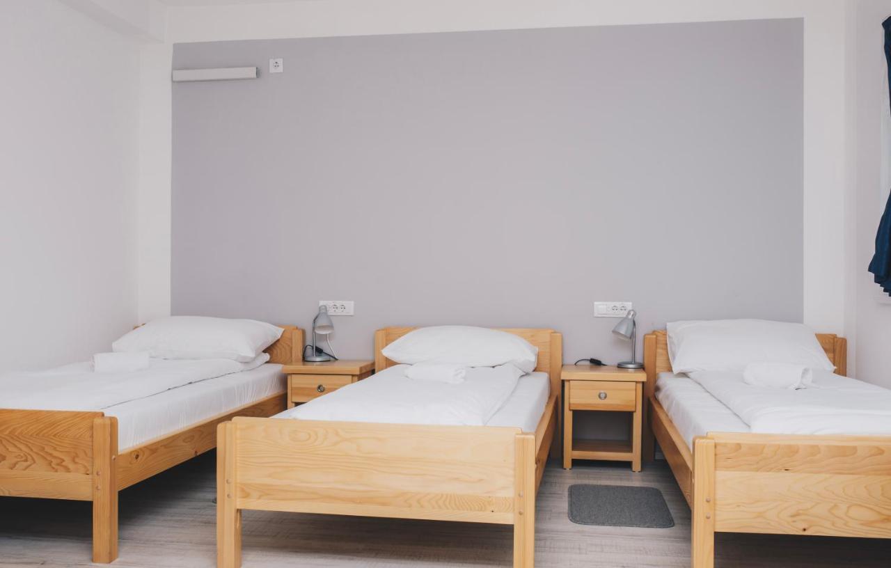 Bloom Inn Ниш Экстерьер фото